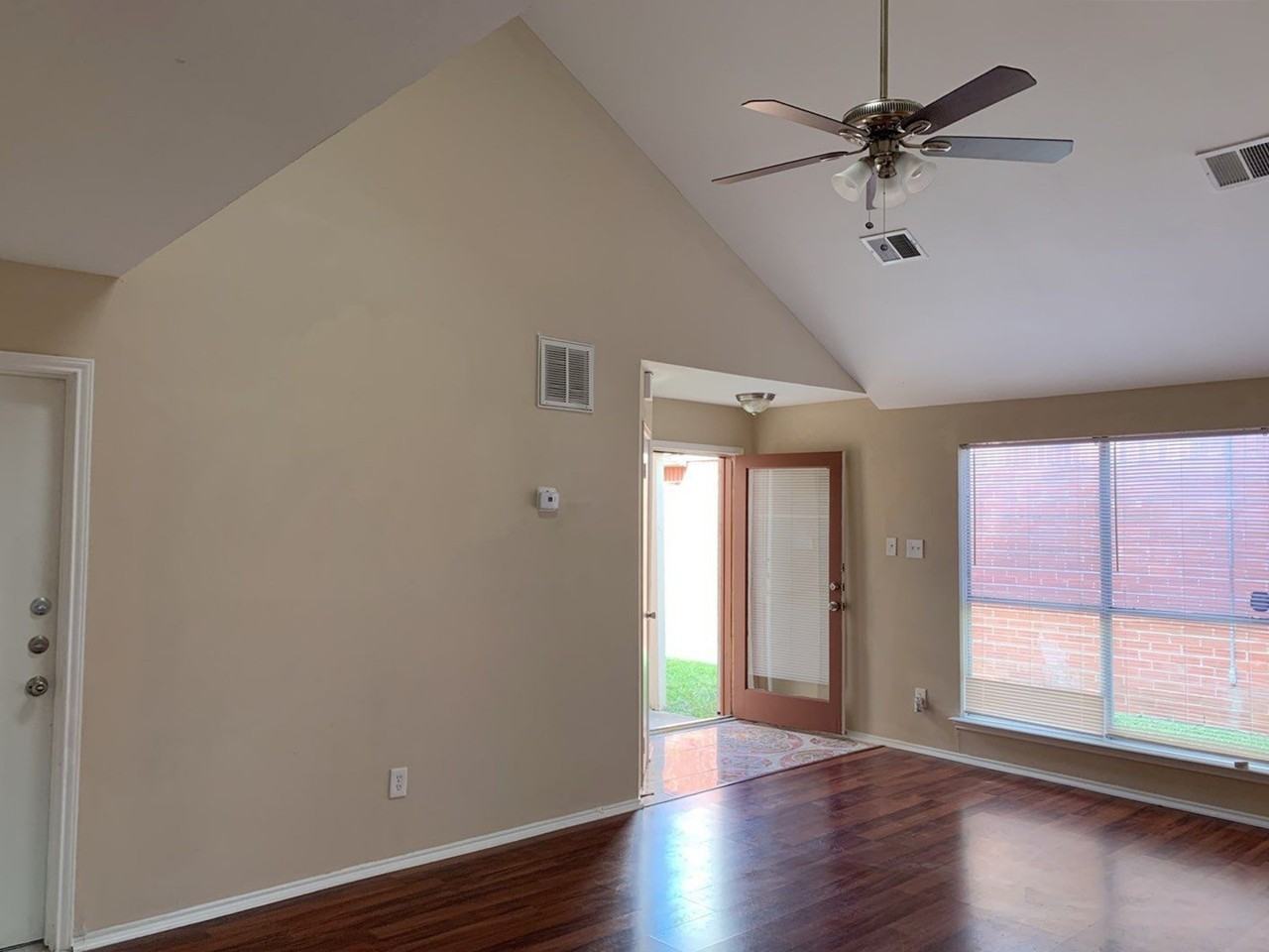 5922 Cinnamon Creek Cir - Photo 2 of 19