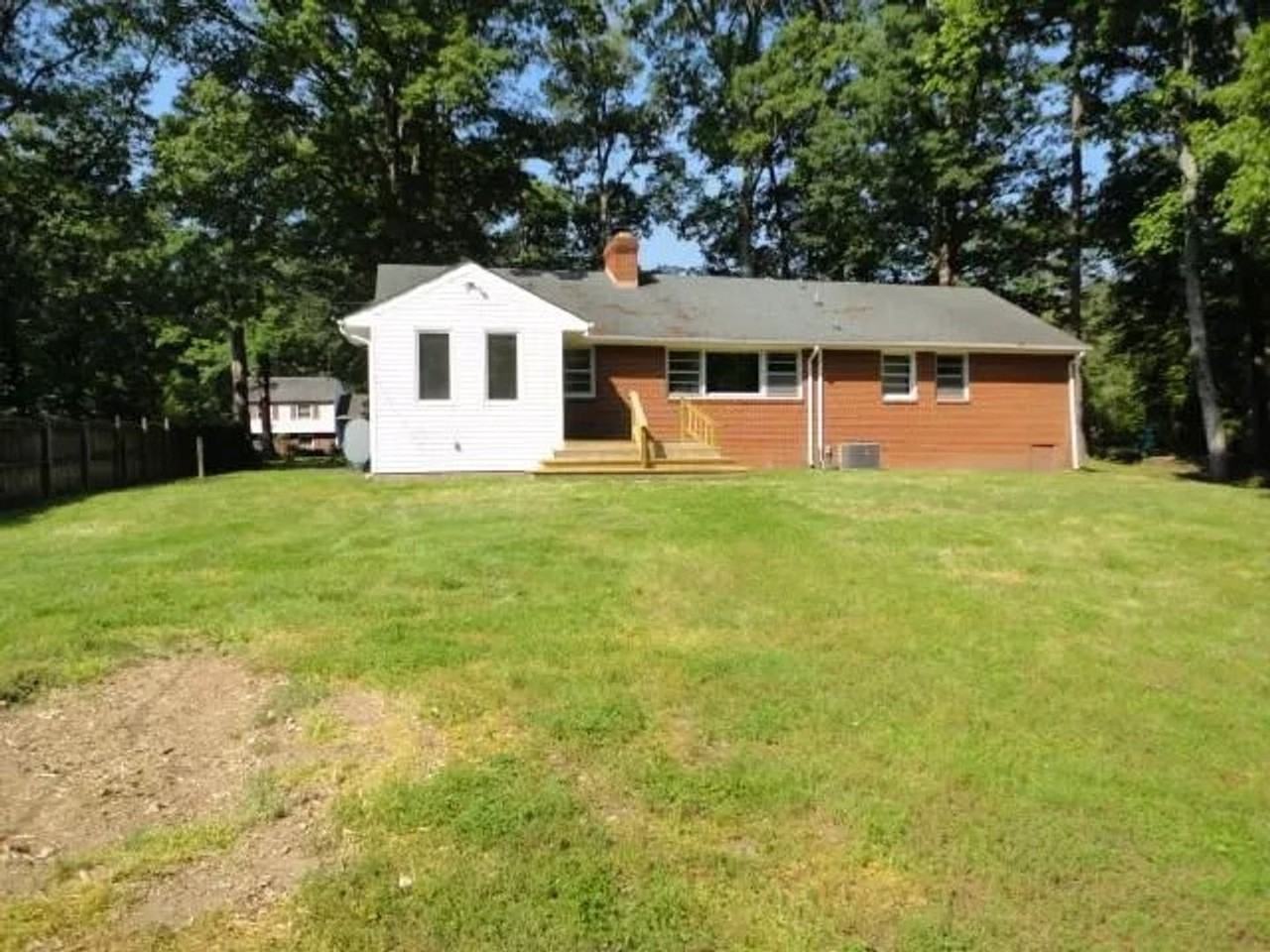 7736 Turf Ln - Photo 3 of 14