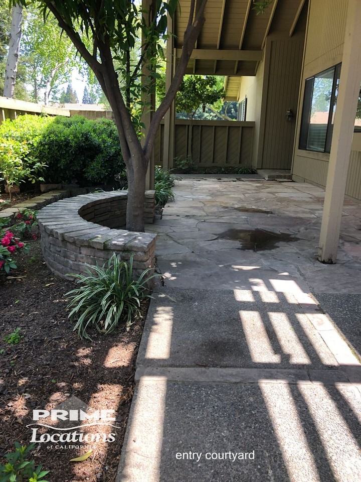 11271 Gold Country Blvd - Photo 3 of 9