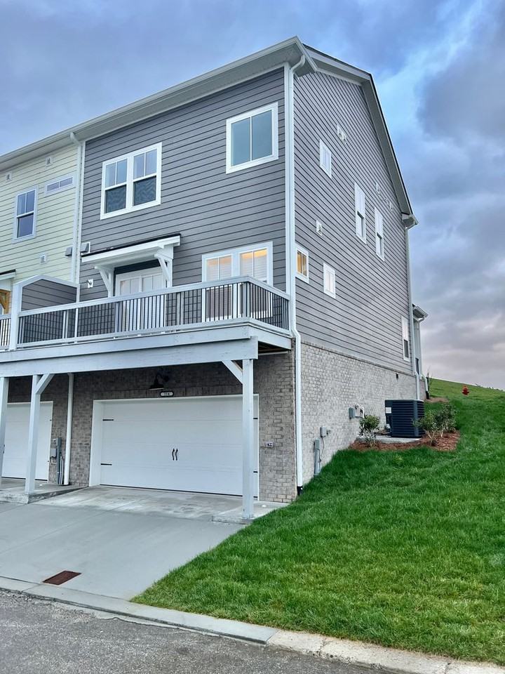 354 Savoy Loop - Photo 2 of 29