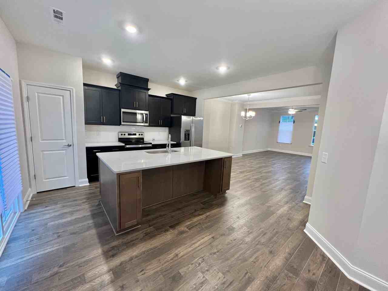 354 Savoy Loop - Photo 6 of 29