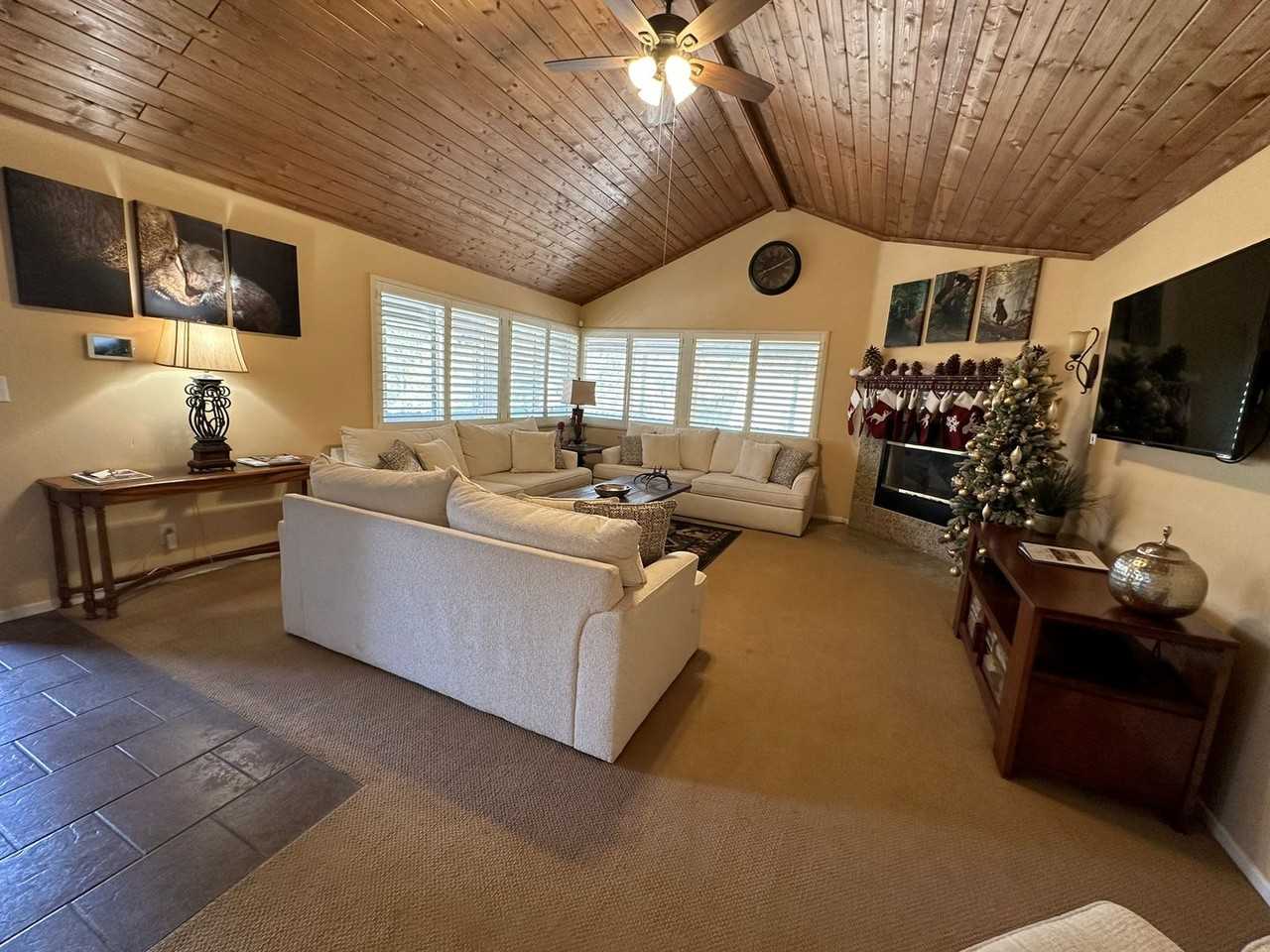 200 E Rainbow Blvd - Photo 6 of 40