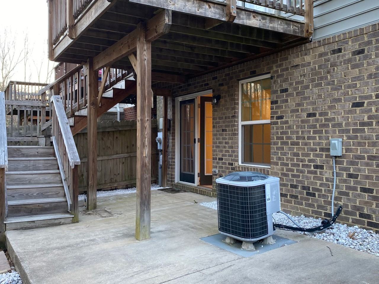 11610 Vicars Ridge Ln - Photo 3 of 41