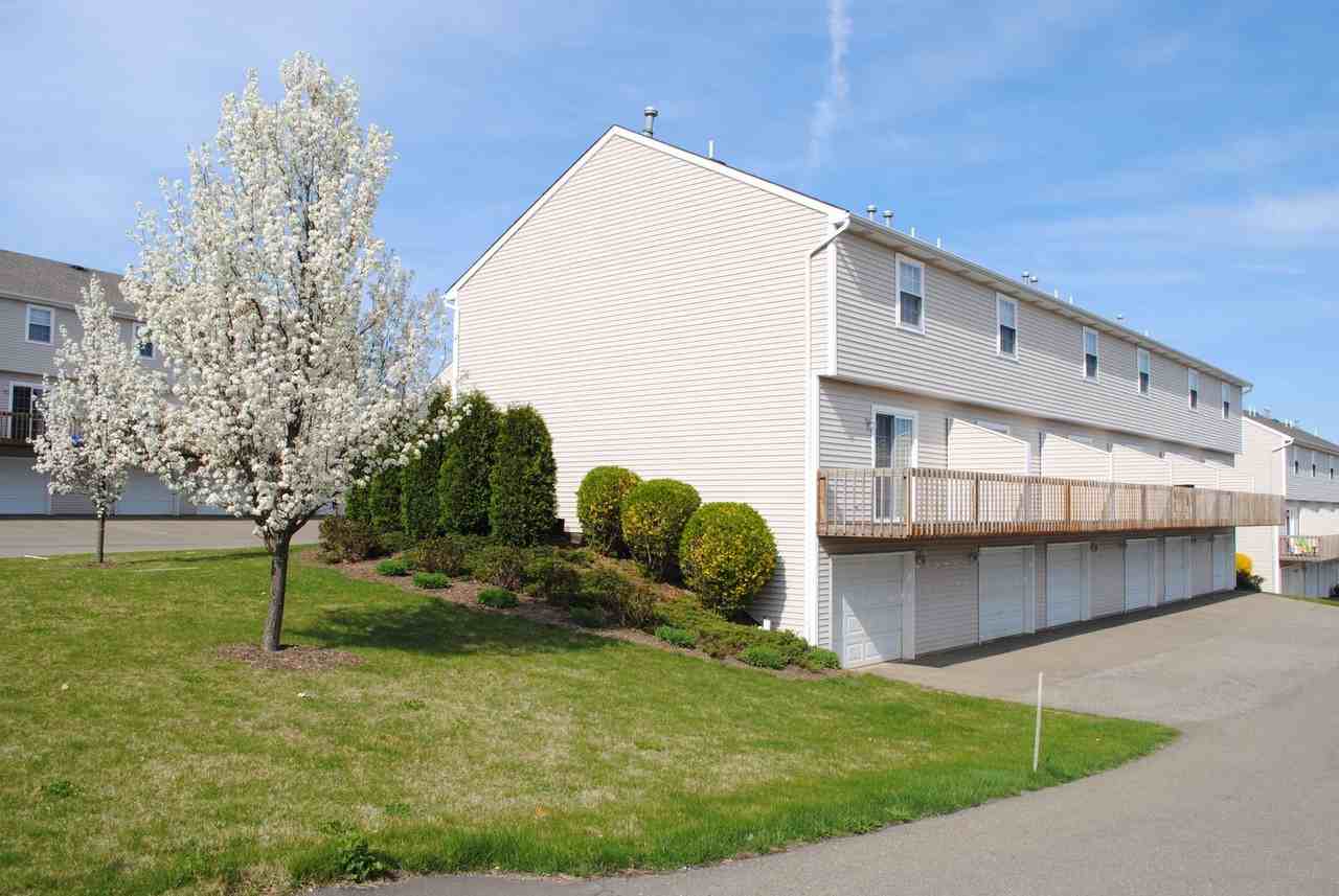 Lake View - Photo 2 of 50