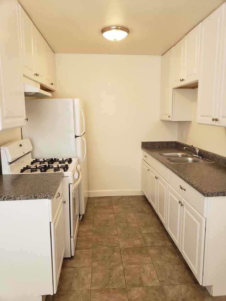 Ninth St. - VFILL - Photo 2 of 8