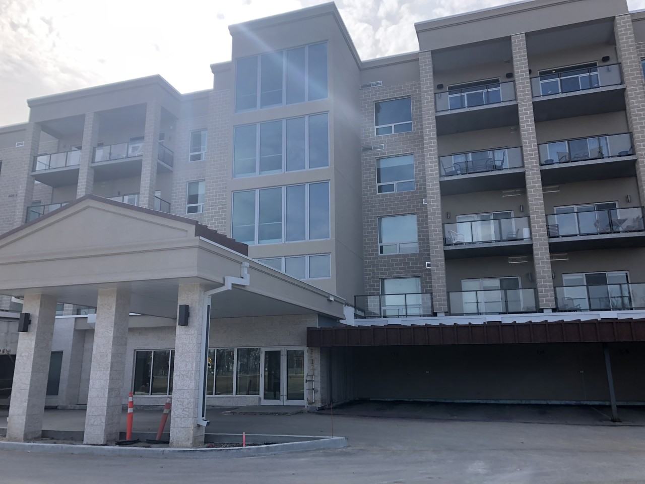 139 Tuxedo Avenue Apartments 139 Tuxedo Ave, Winnipeg, MB R3N 0H6 Zumper