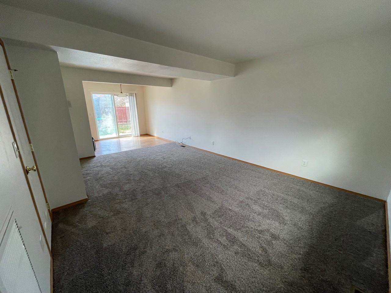 425 W Shore Dr #1 - Photo 3 of 18