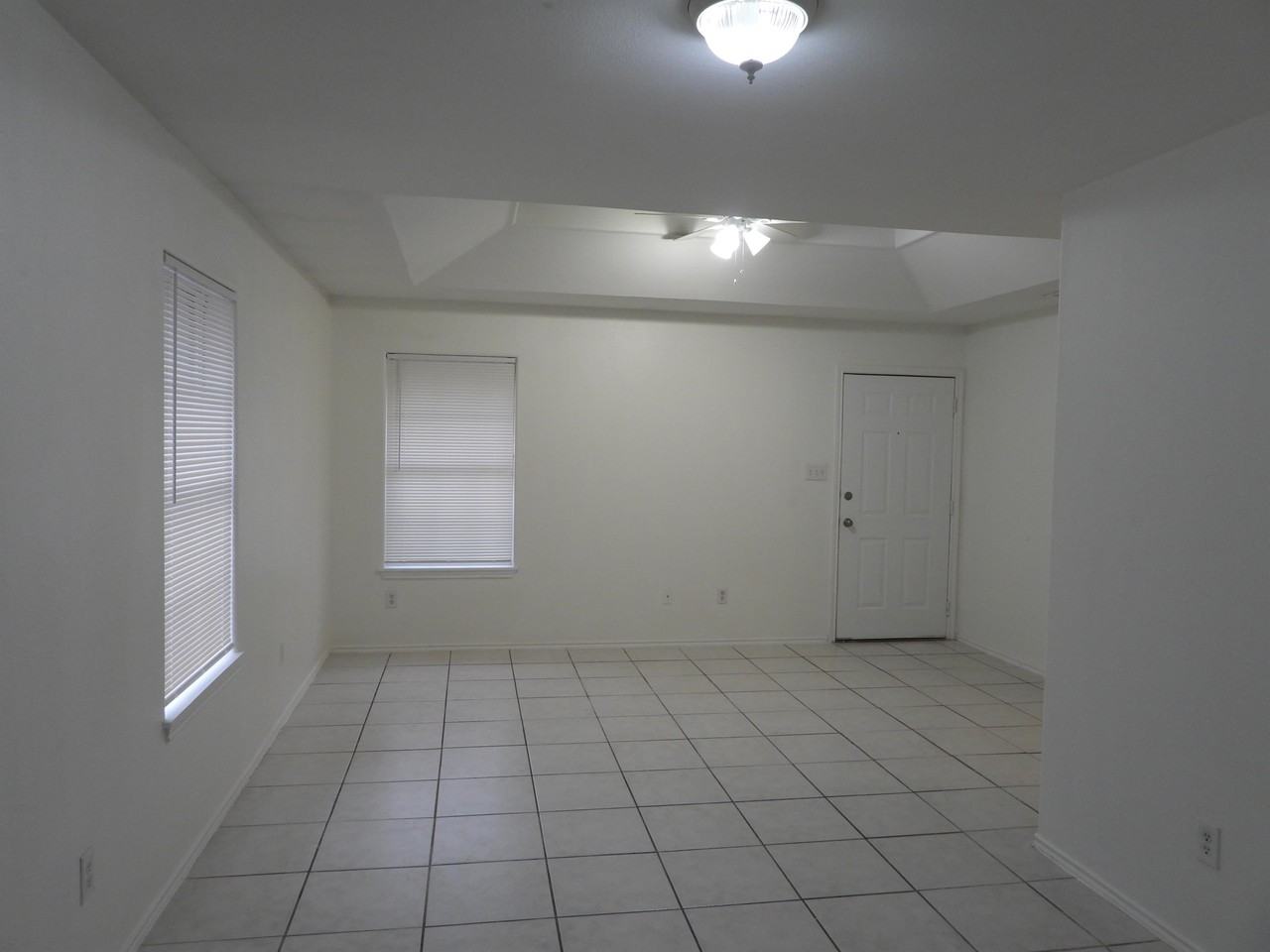 1906 Villa Linda Avenue #D - Photo 3 of 18