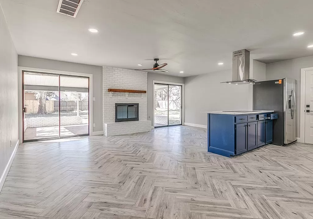 918 Mccall Dr #1 - Photo 3 of 17