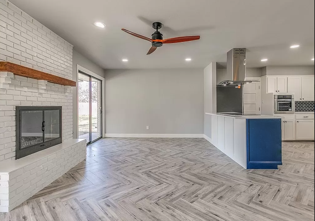918 Mccall Dr #1 - Photo 4 of 17
