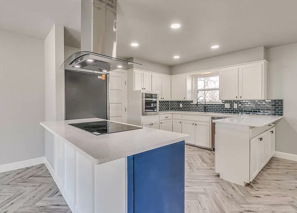 918 Mccall Dr #1 - Photo 6 of 17