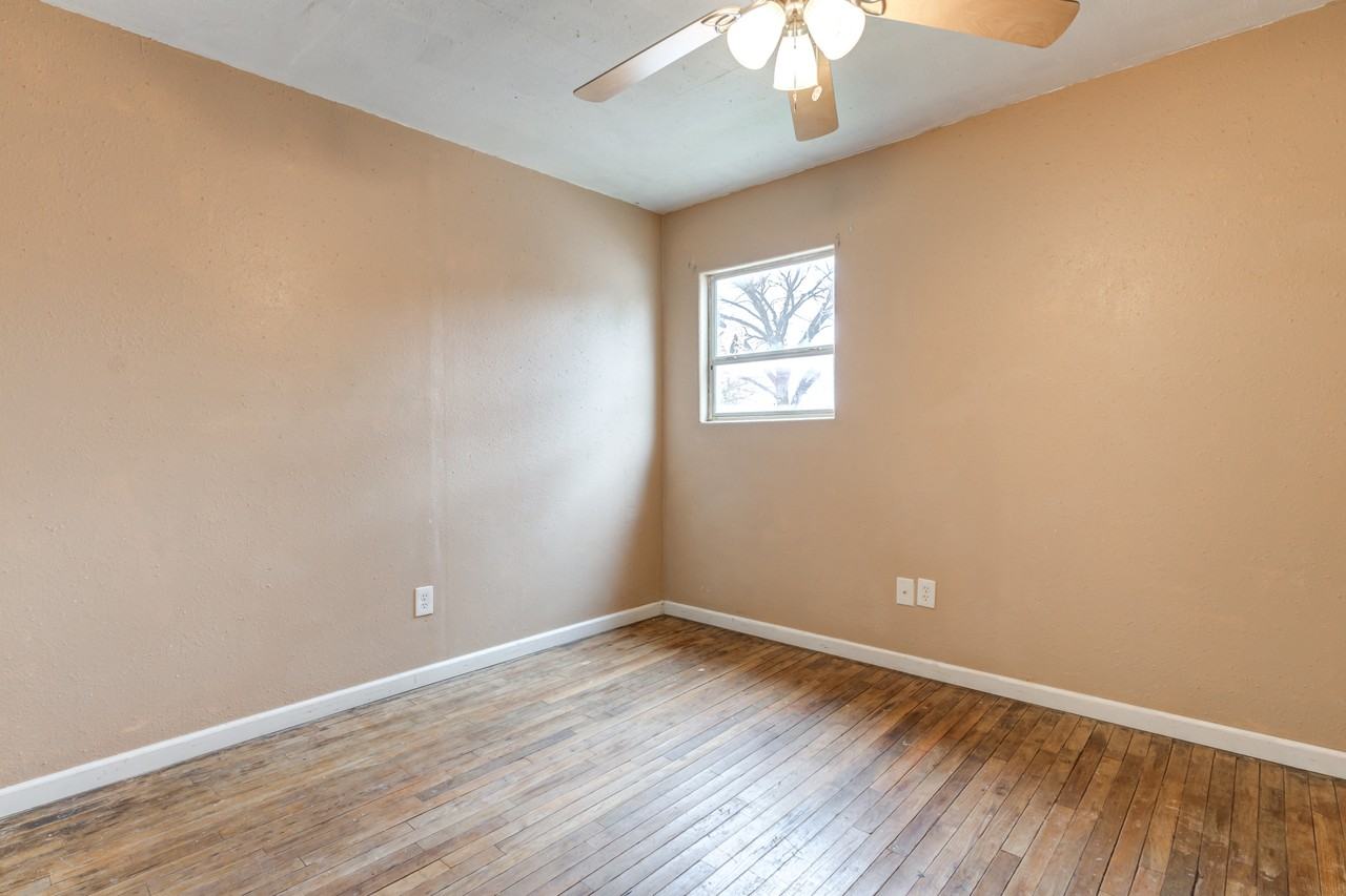 1409 Tilford Ave #1 - Photo 7 of 11