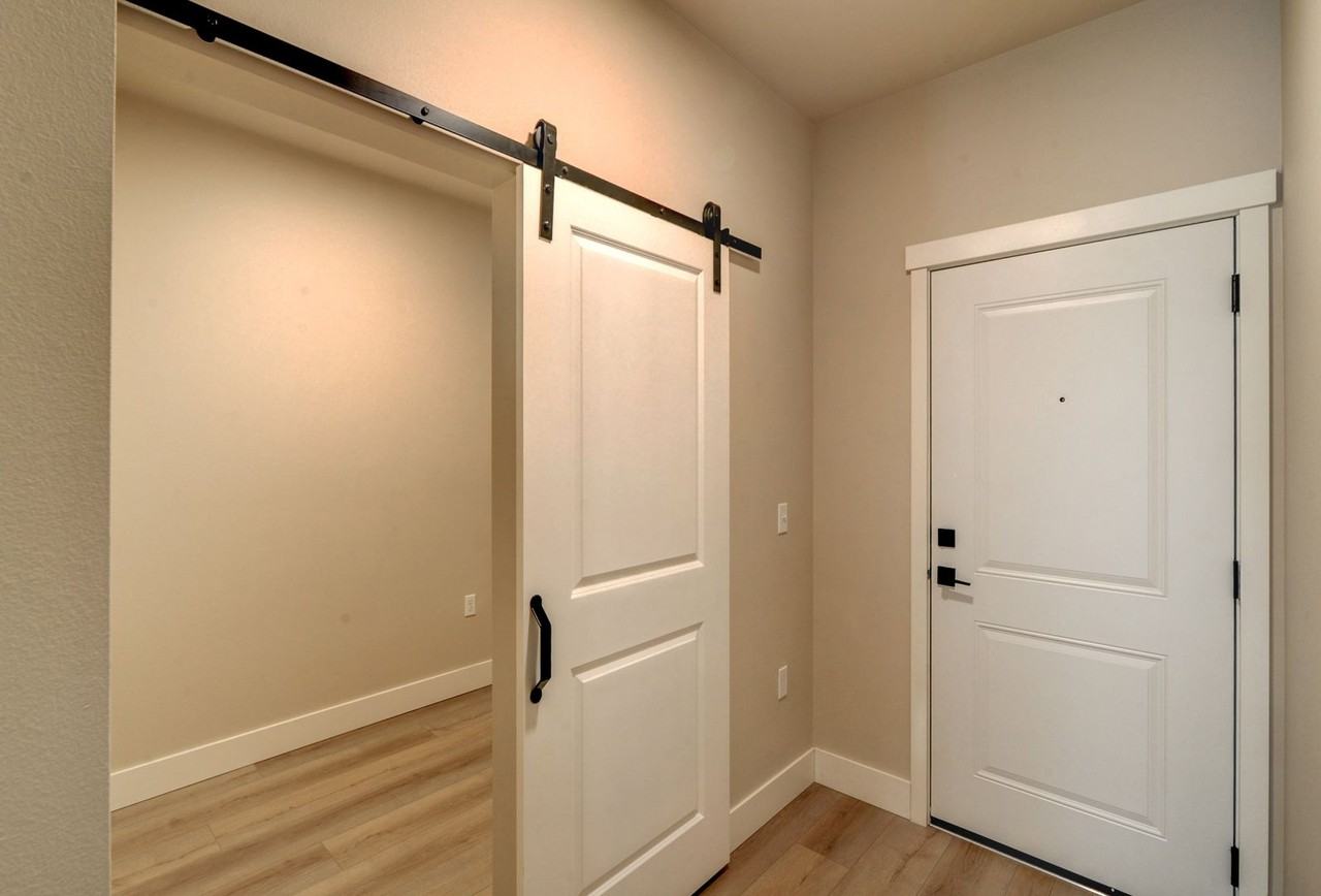 The Wayne Apartments - Photo 4 of 23
