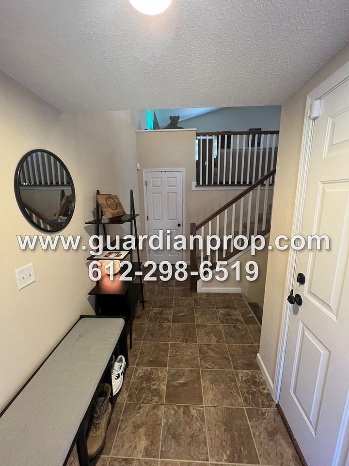 12117 Hupp Street Northeast - Photo 2 of 20