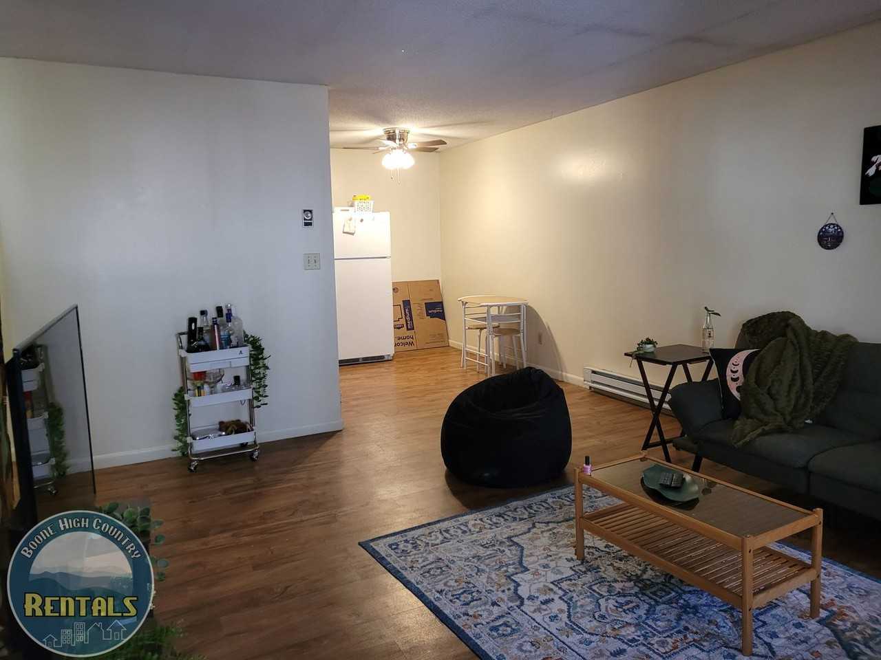 Moriah Apartments - Photo 5 of 21