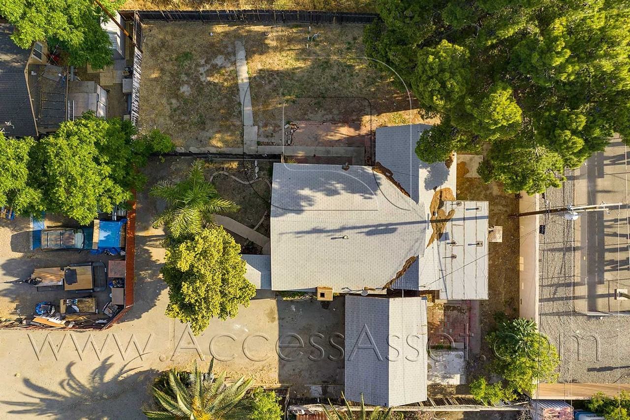 419 N Main St - Photo 3 of 38