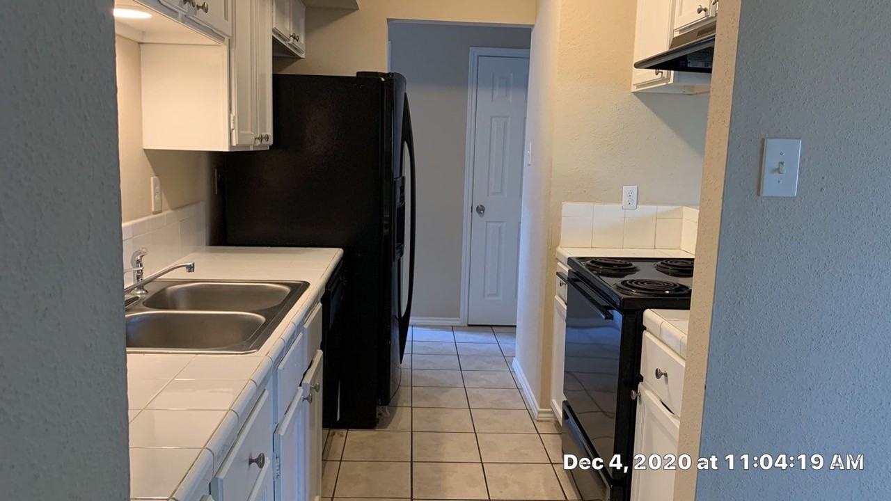 4431 Terrace Manor Dr - Photo 2 of 17