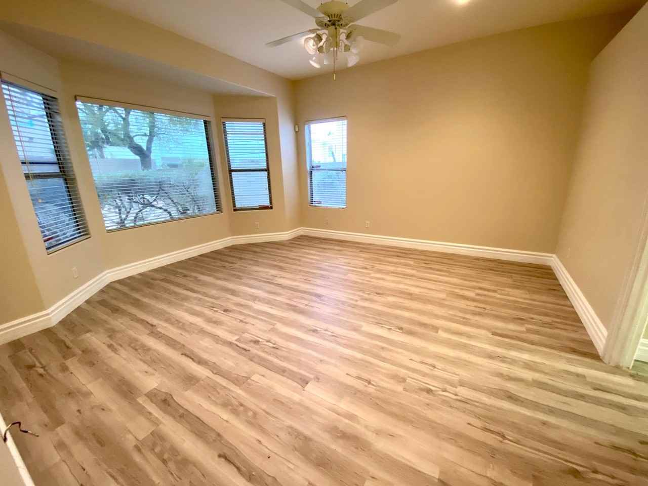 40 Chateau Whistler Ct - Photo 4 of 25