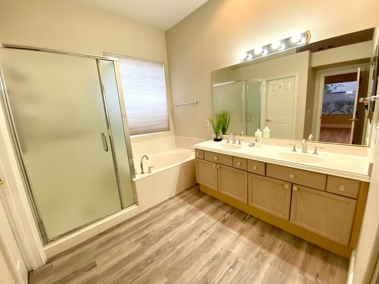 40 Chateau Whistler Ct - Photo 5 of 25