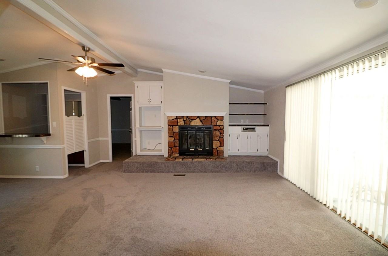 1148 Southwood Dr - Photo 3 of 27