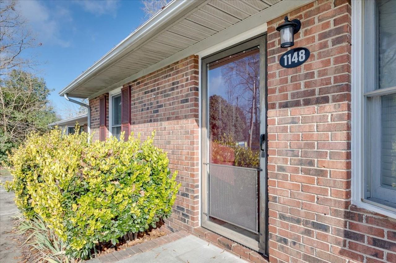 1148 Mckinnon Dr - Photo 2 of 26