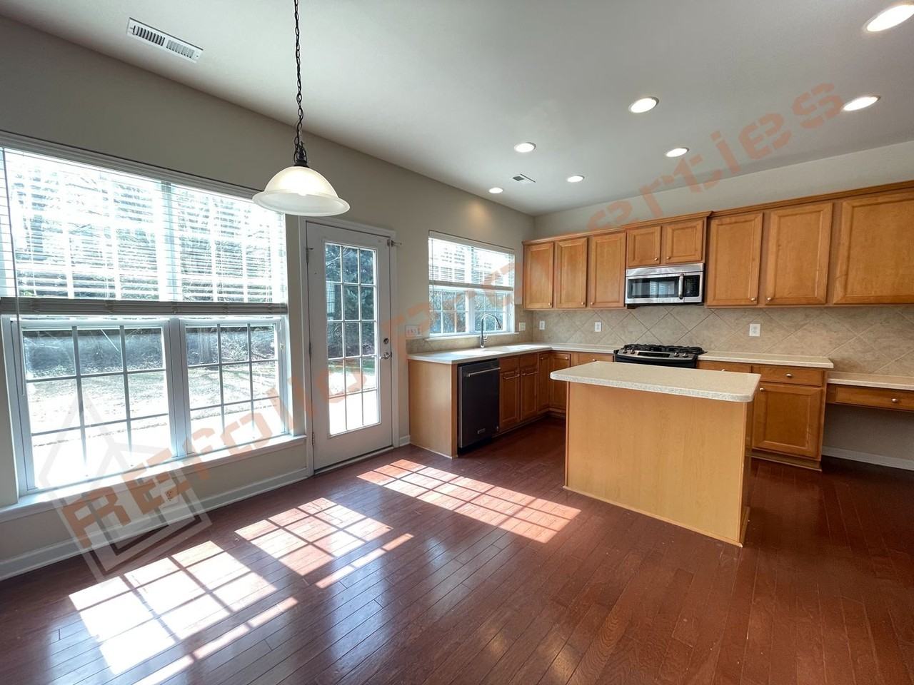 219 Euphoria Cir - Photo 7 of 37