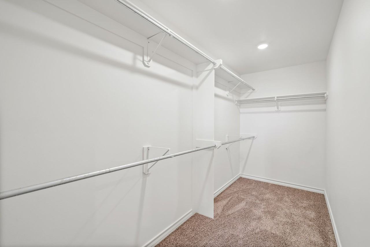 8907 N County Road 3200 - Photo 5 of 29