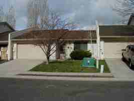 featured image of 1721 N Fairway Dr
