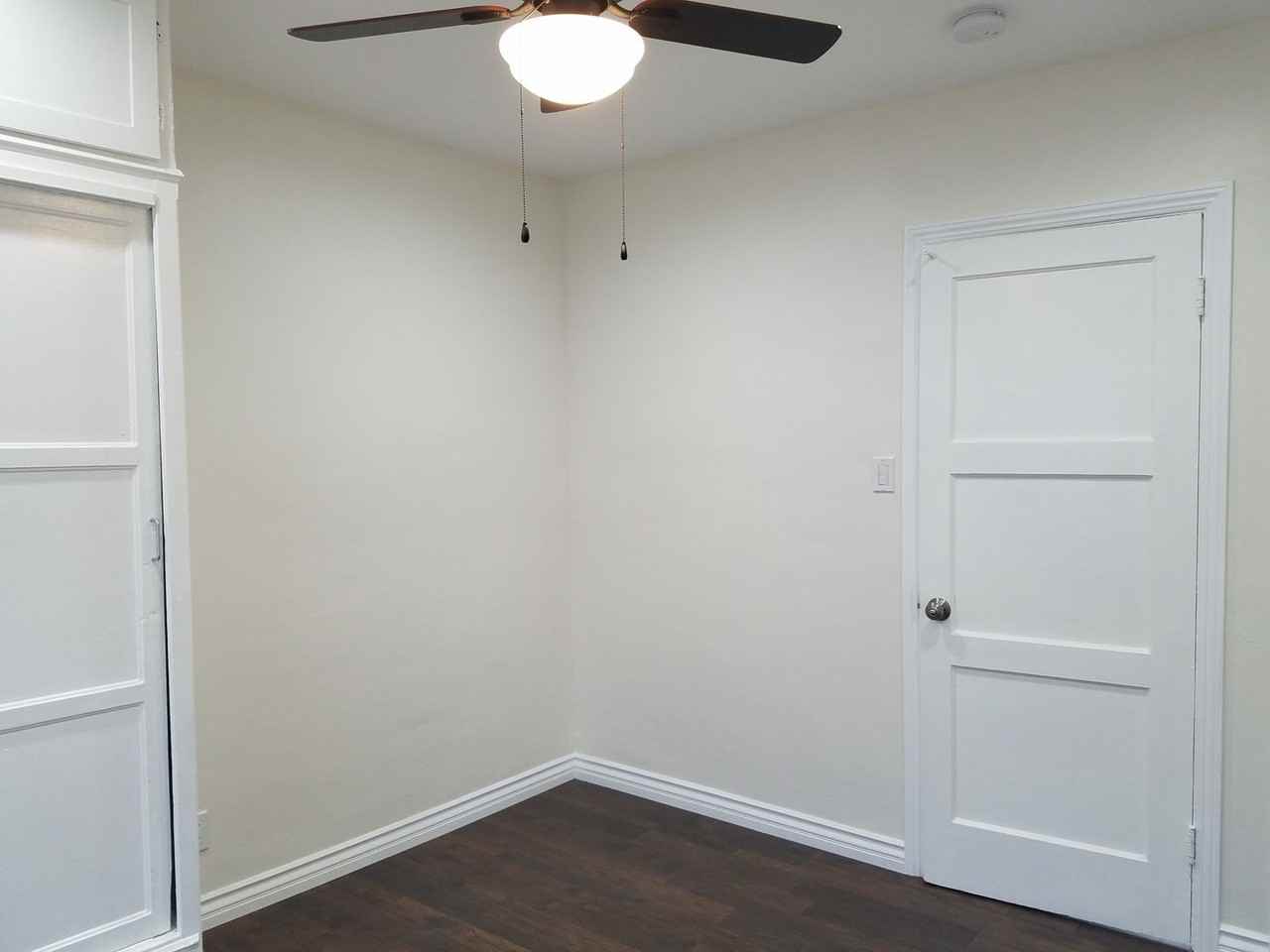 1339 1/4 W 93rd St - Photo 3 of 4