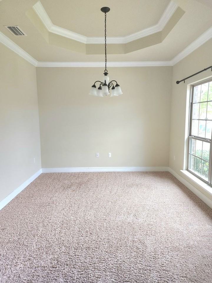 6300 Ladera Trl - Photo 3 of 22