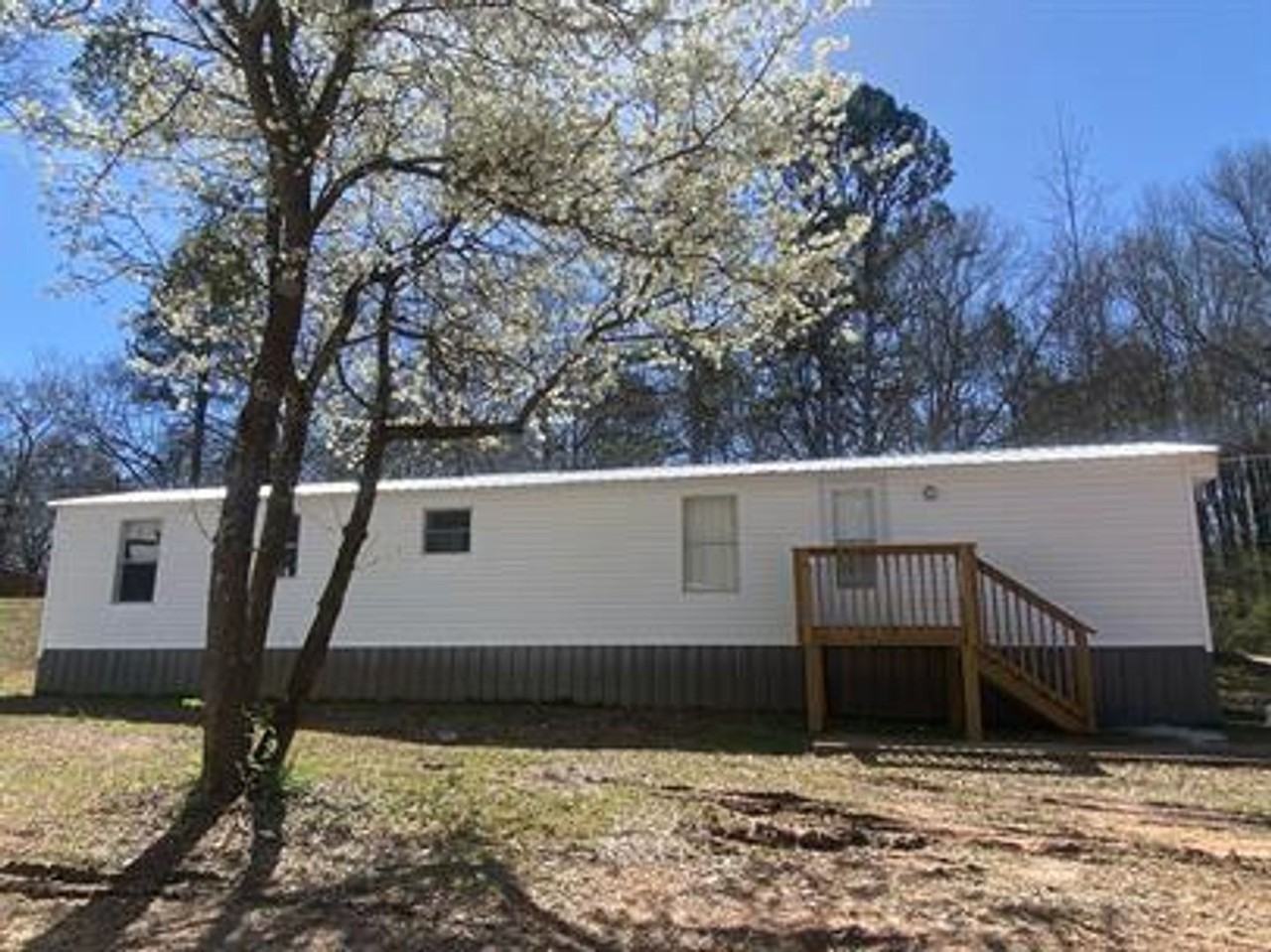 189 Mason Street - Photo 2 of 25