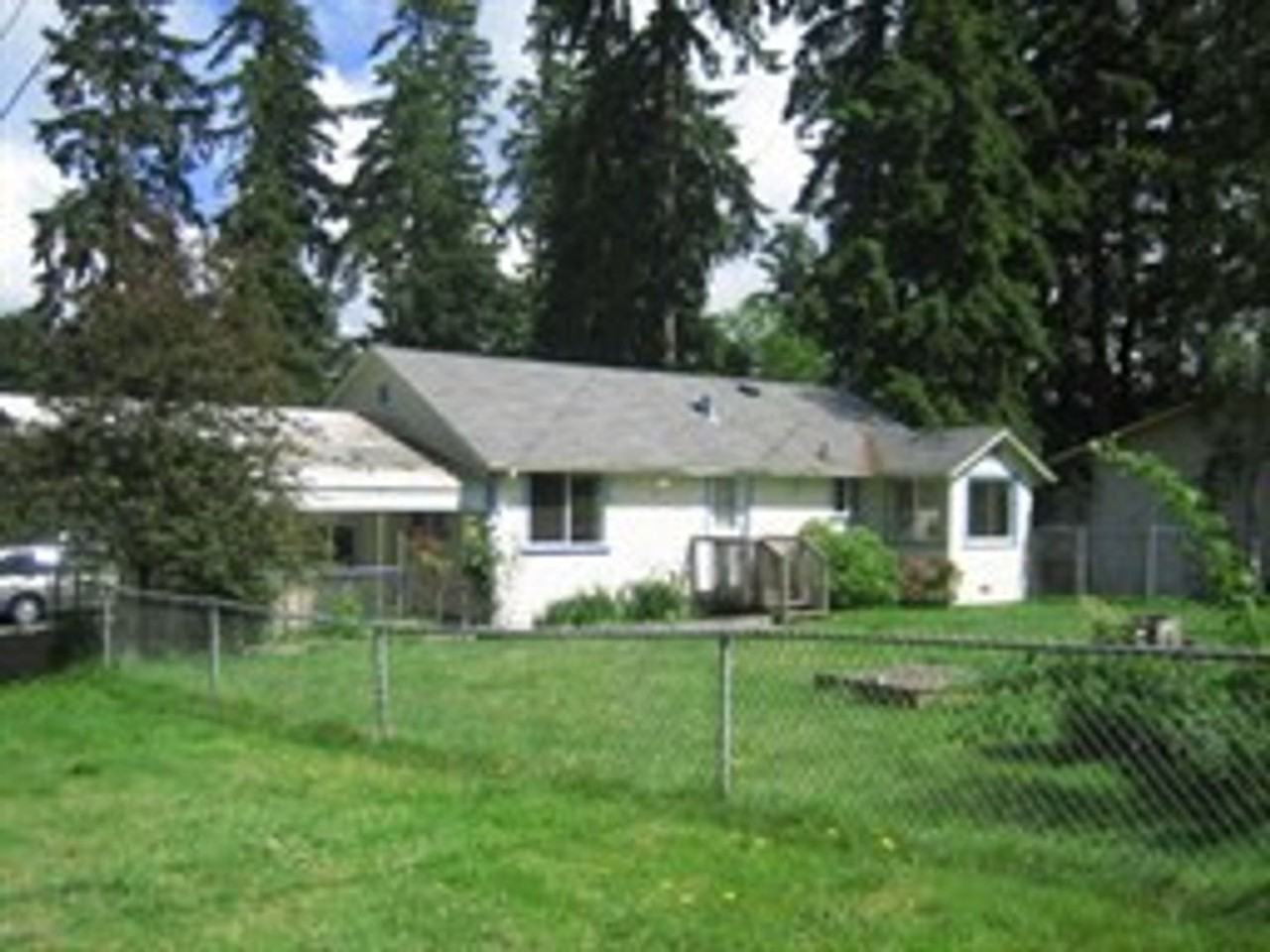 6525 Tyee Rd - Photo 2 of 17