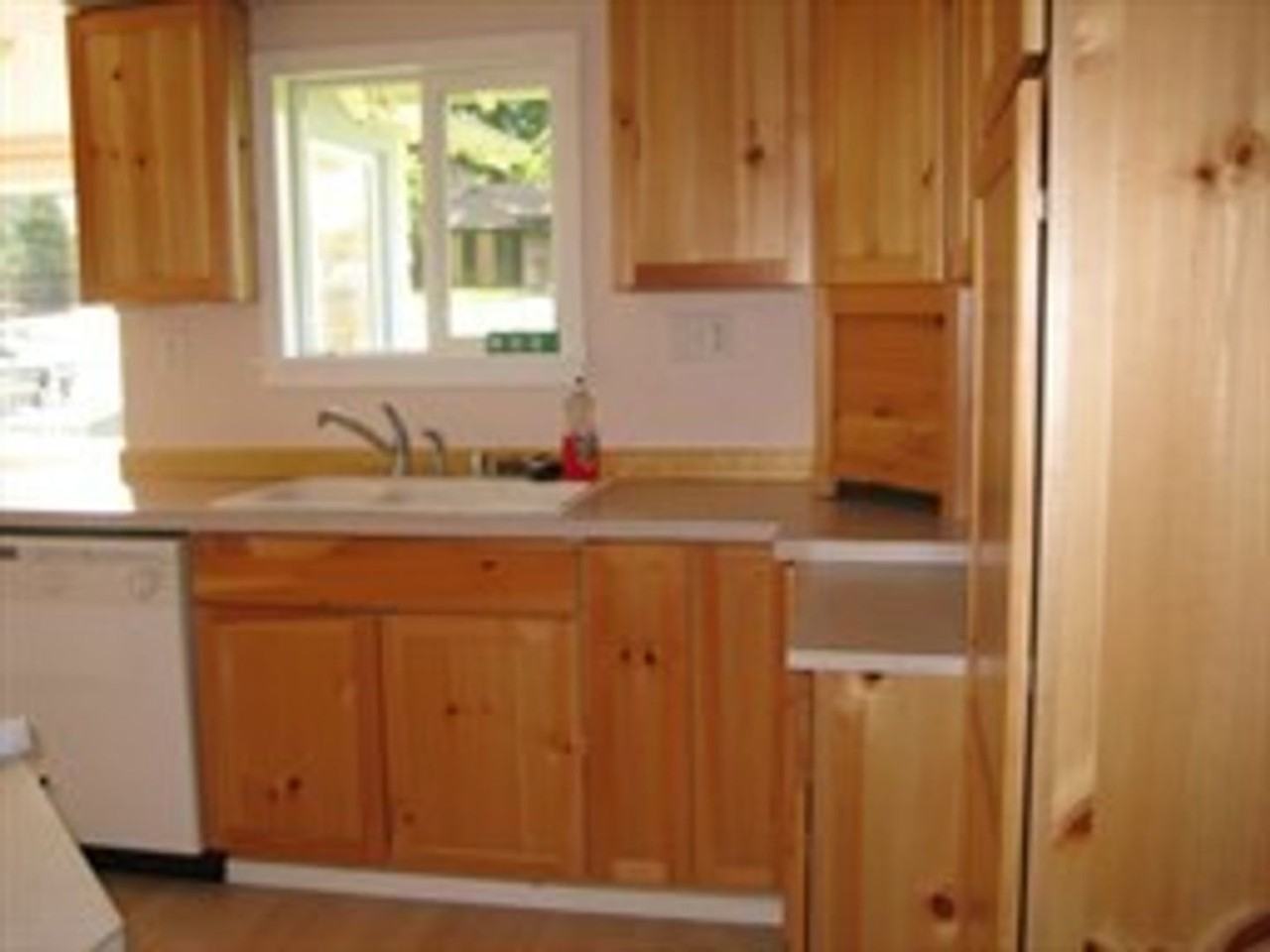 6525 Tyee Rd - Photo 3 of 17