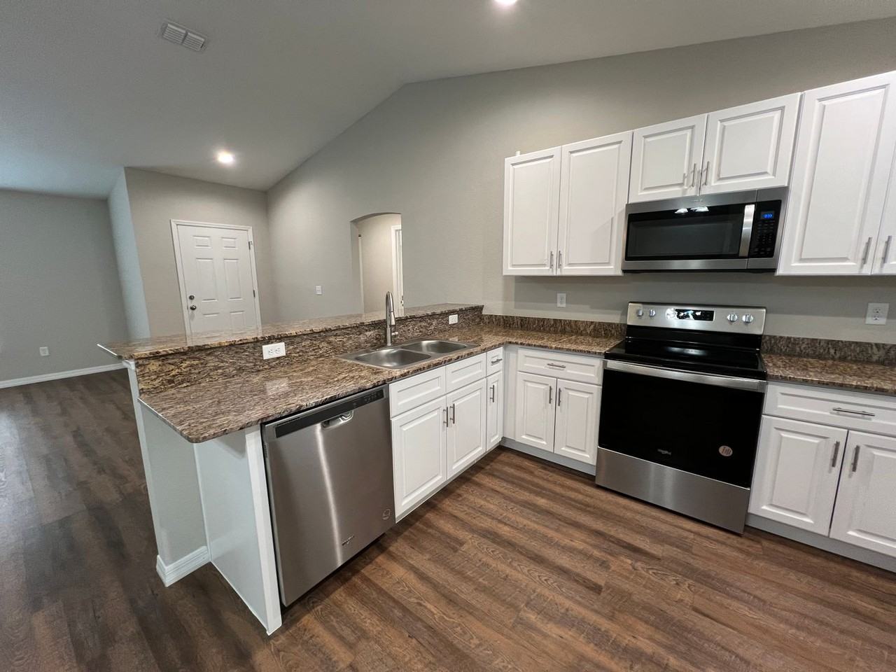 3628 Se 134th St - Photo 7 of 24