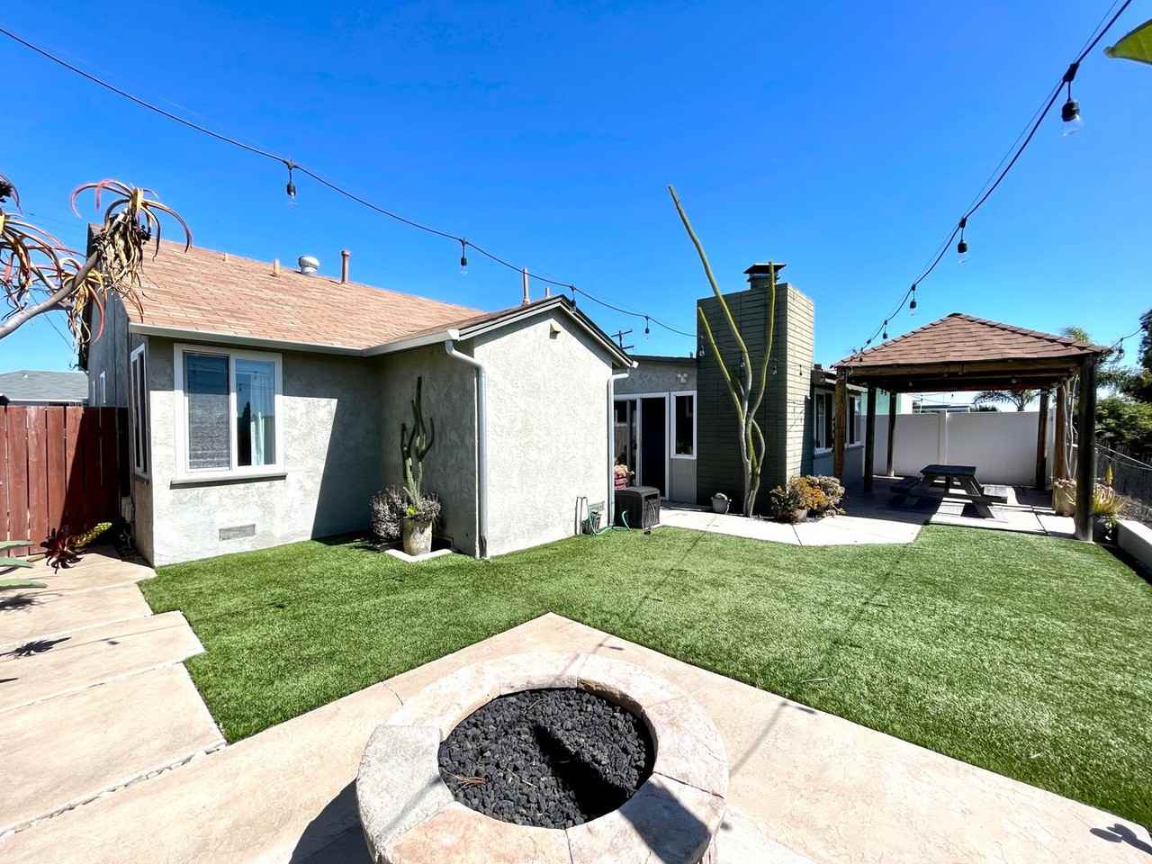 1804 39th St - Photo 2 of 23