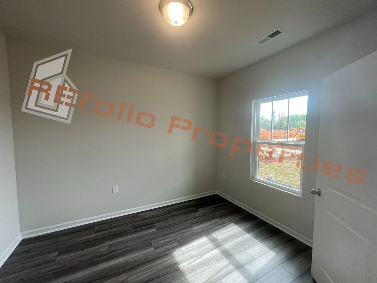 7129 Stratified Ct - Photo 2 of 24