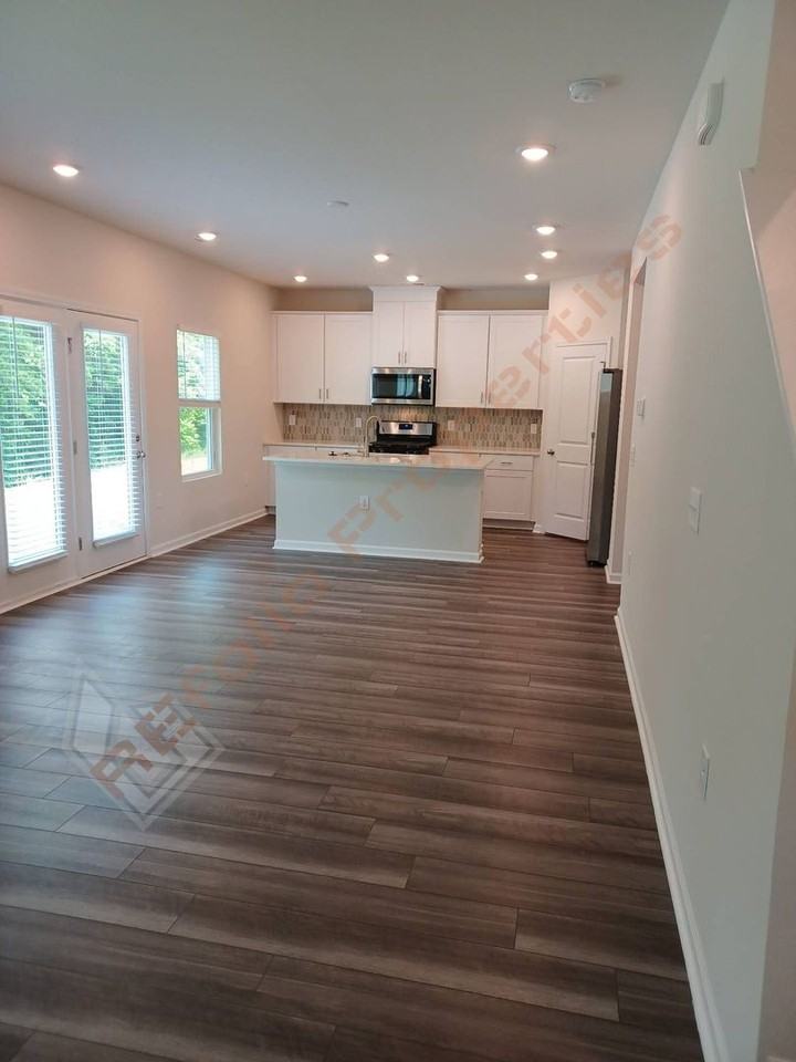 7129 Stratified Ct - Photo 3 of 24
