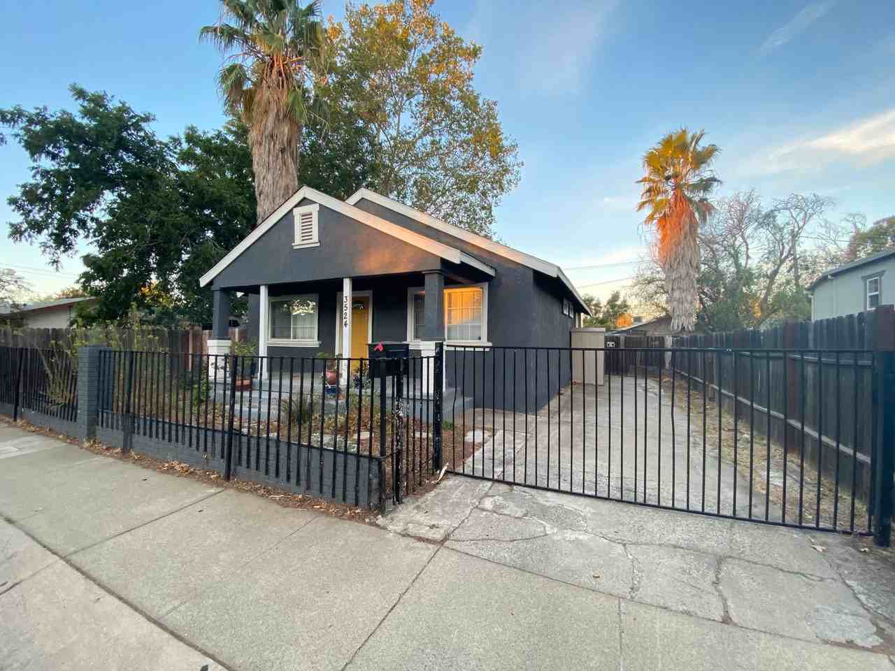 3524 Santa Cruz Way - Photo 2 of 24