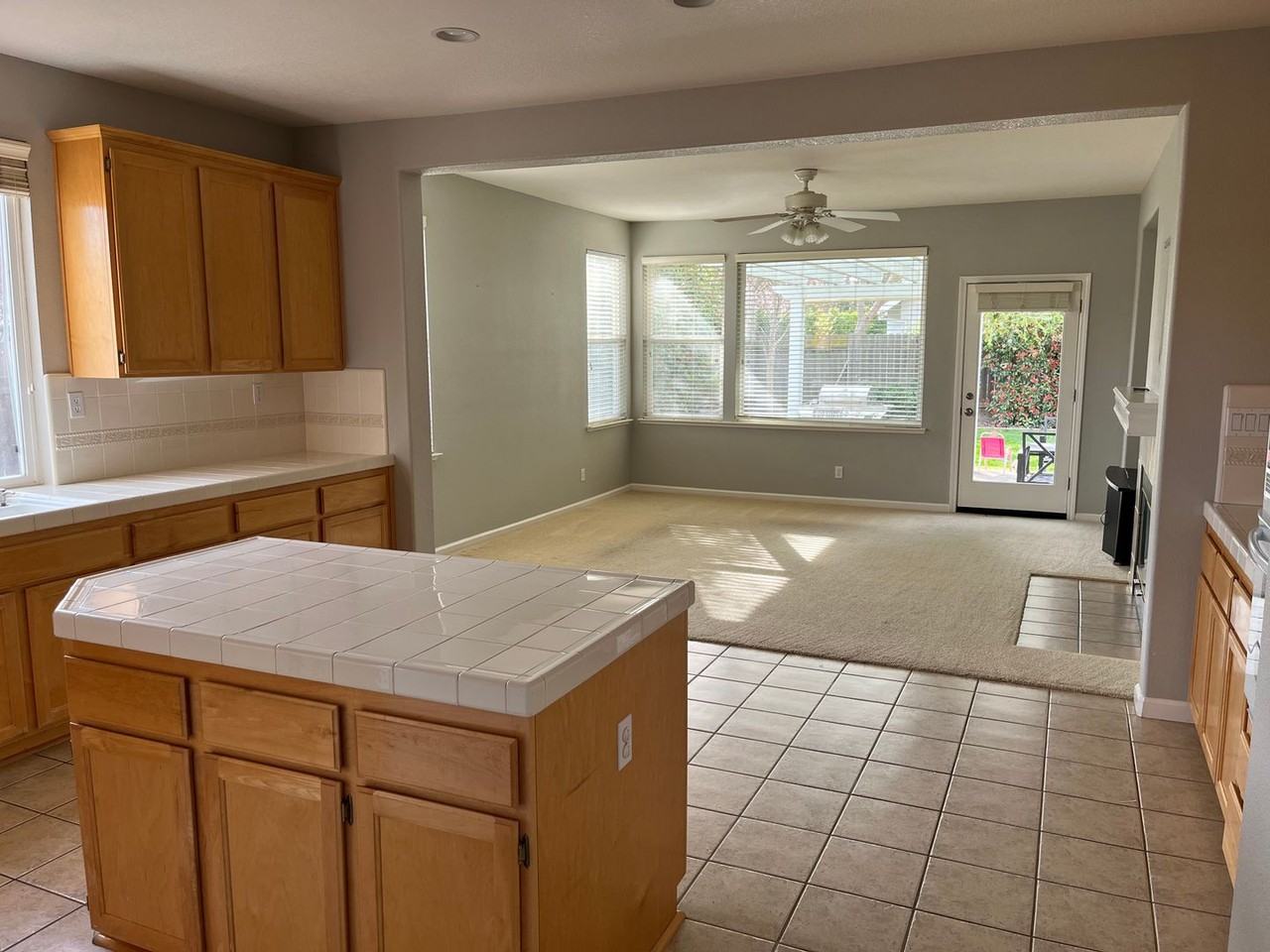 3064 Audubon Cir - Photo 6 of 28