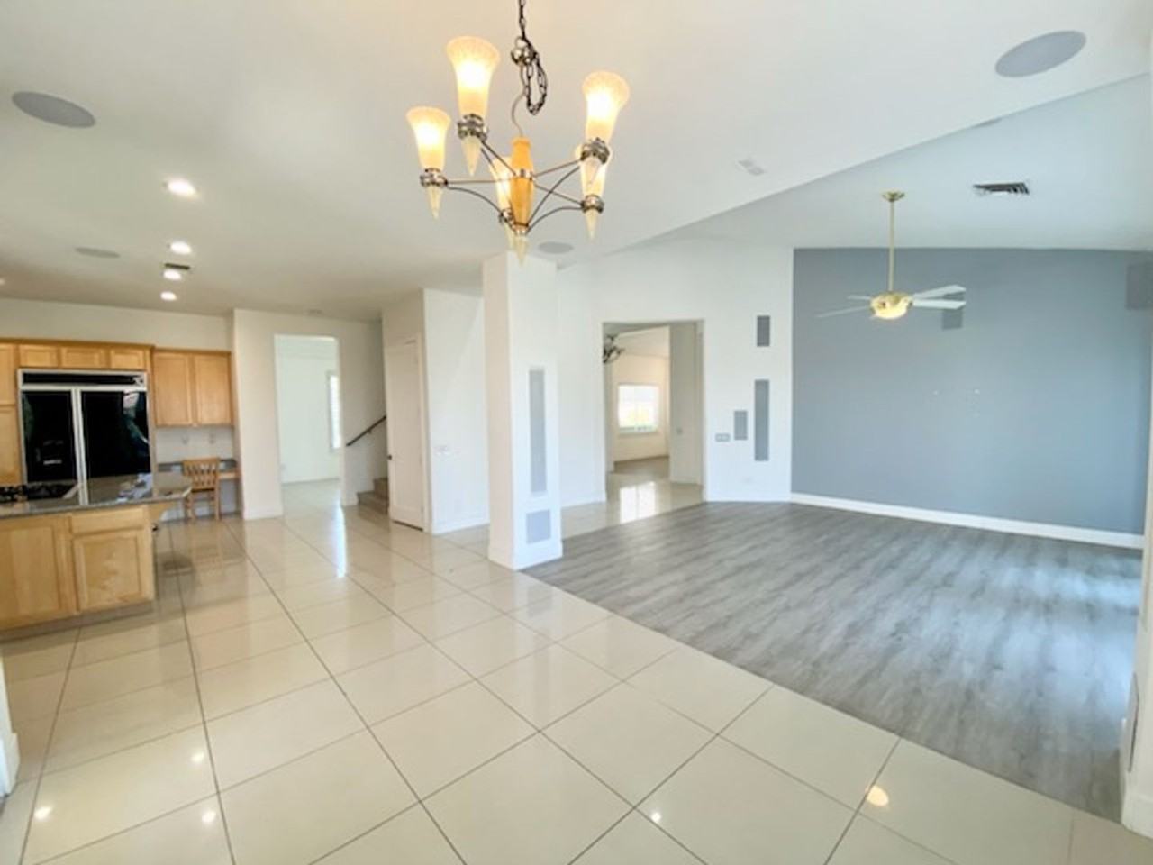 9800 Camden Hills Ave - Photo 6 of 25