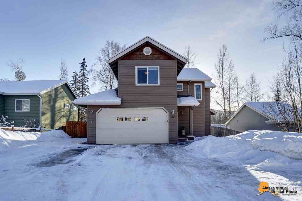 18906 First St - Photo 2 of 35