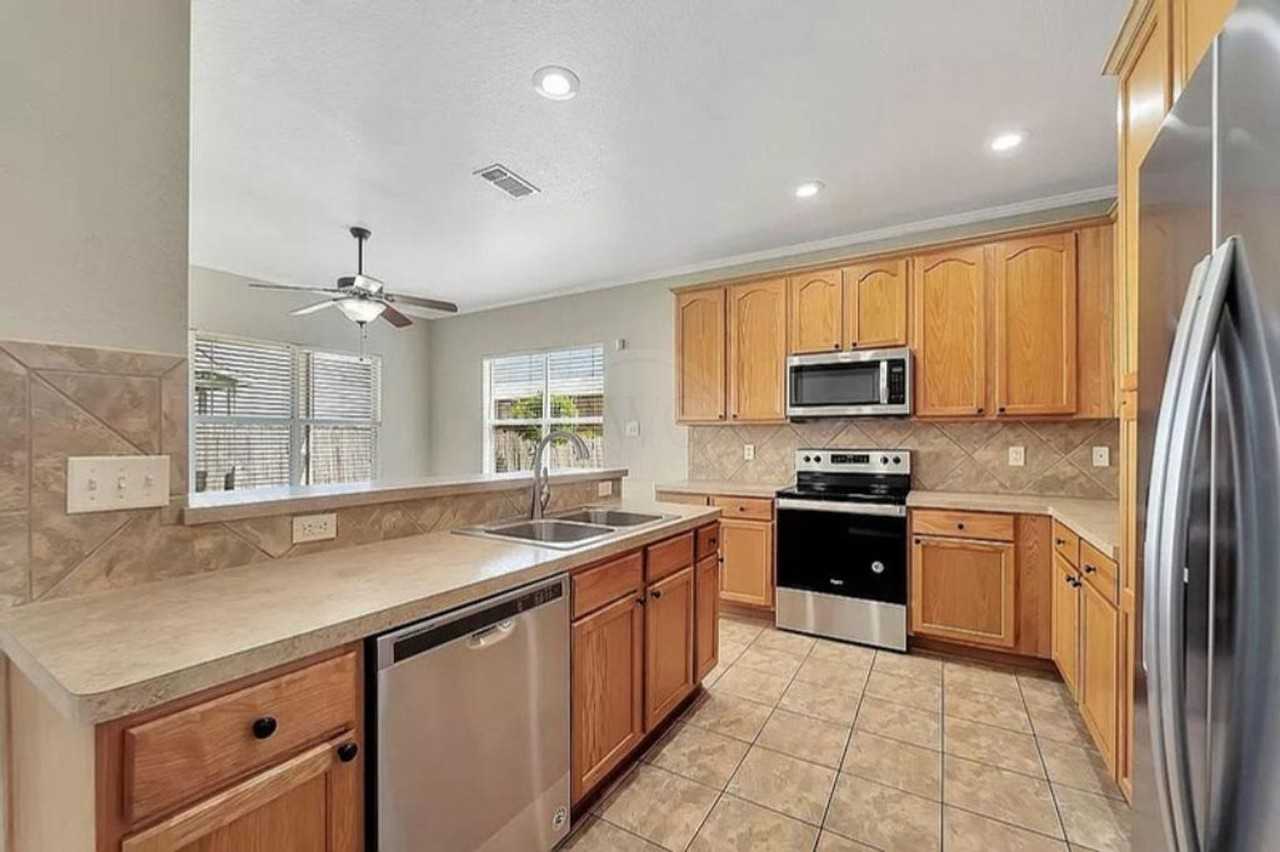 5305 Rimes Ranch Rd - Photo 5 of 26