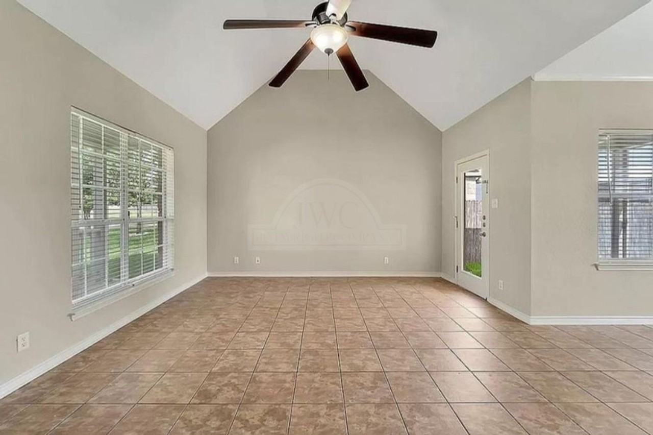 5305 Rimes Ranch Rd - Photo 7 of 26
