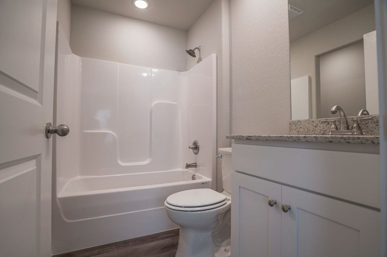 748 N Honey Locust Bnd - Photo 6 of 12