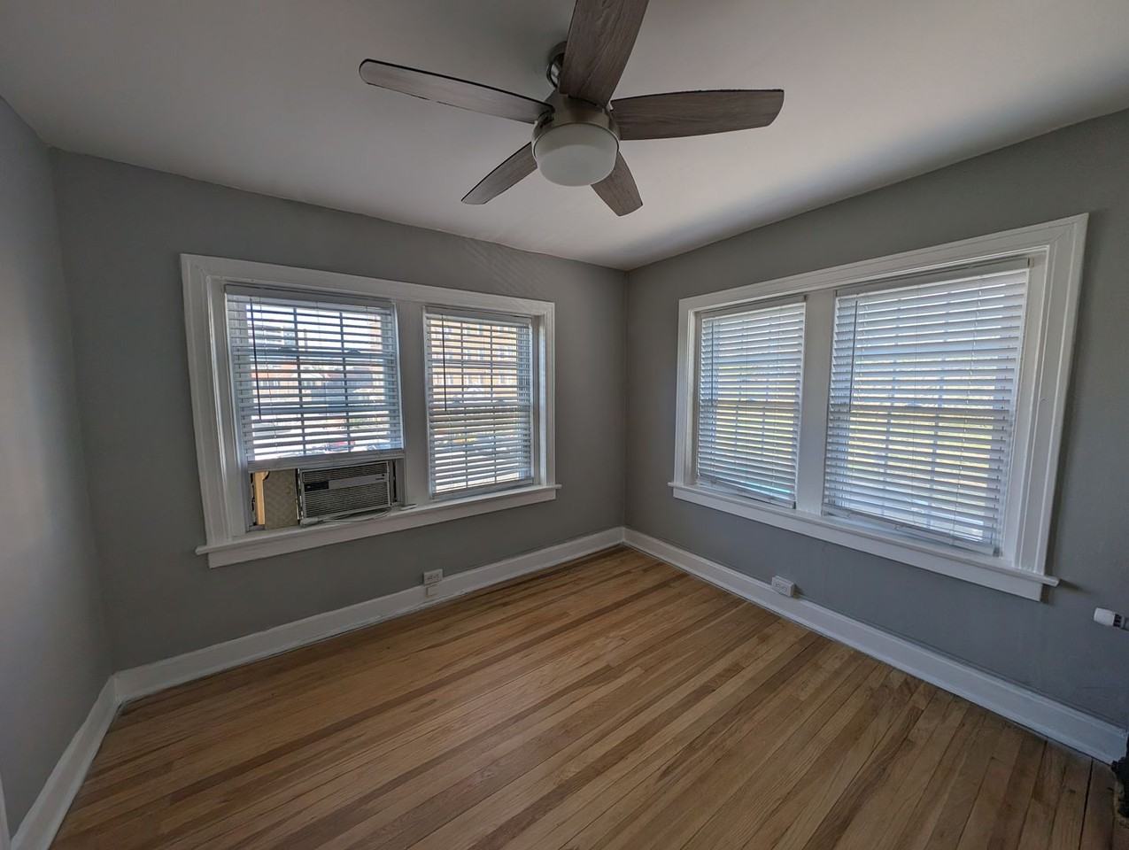 Brick House - Photo 5 of 16