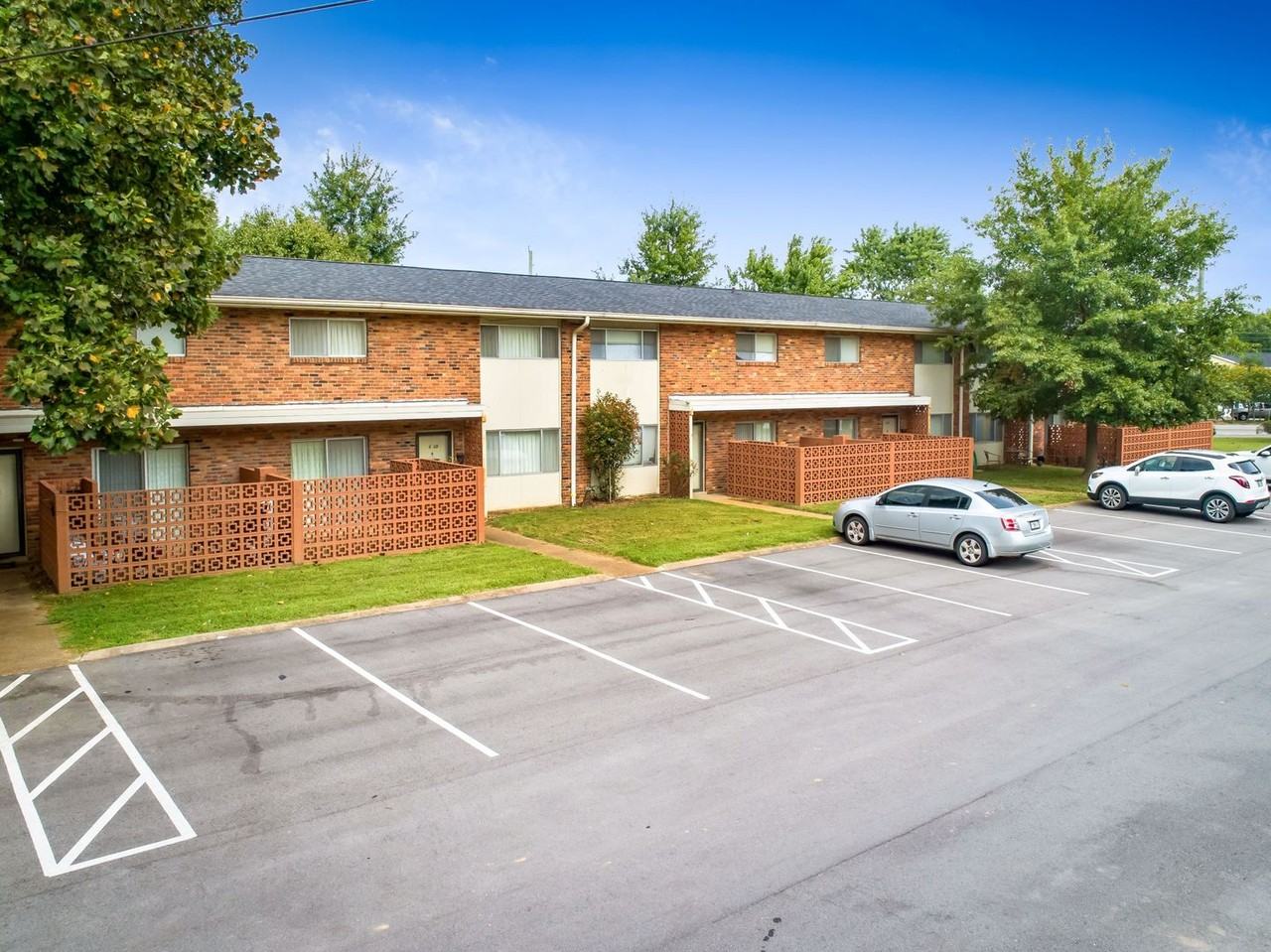 Elysian Garden Apartments and Townhomes - Photo 5 of 11