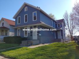 featured image of 1664 N Wells St