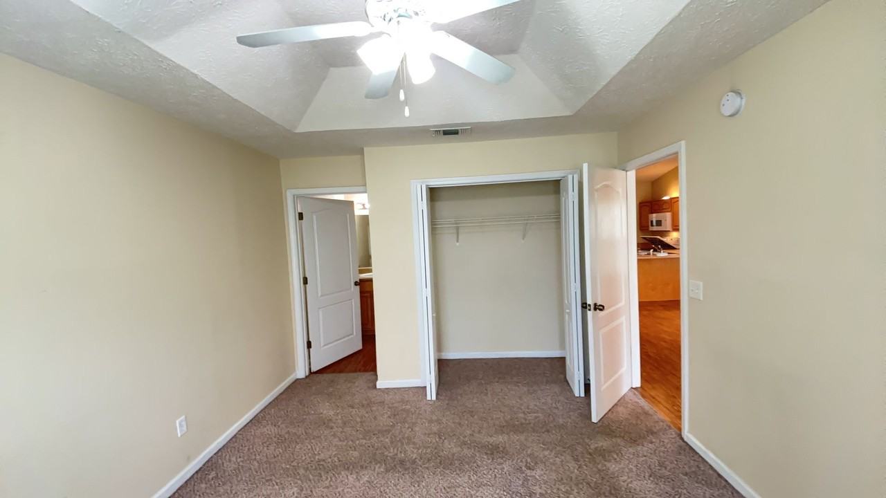 3611 Eagle Ln - Photo 6 of 17