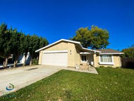 421 Gwinn Ct - Photo 1 of 1