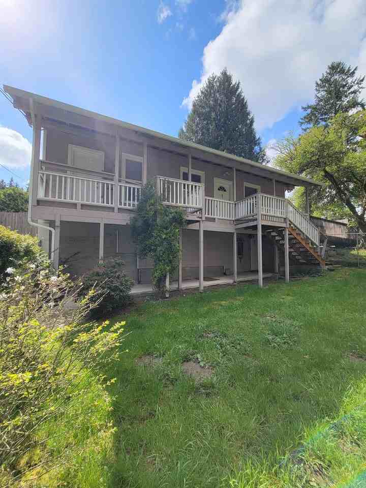 1290 Retsil Rd E - Photo 2 of 23